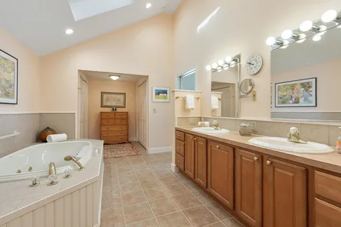 $615,000 | 68 Center Street, Ashburnham, MA 01430