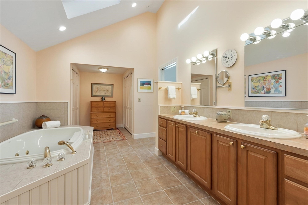 68 Center Street Ashburnham, MA 01430 - Photo 18 of 41