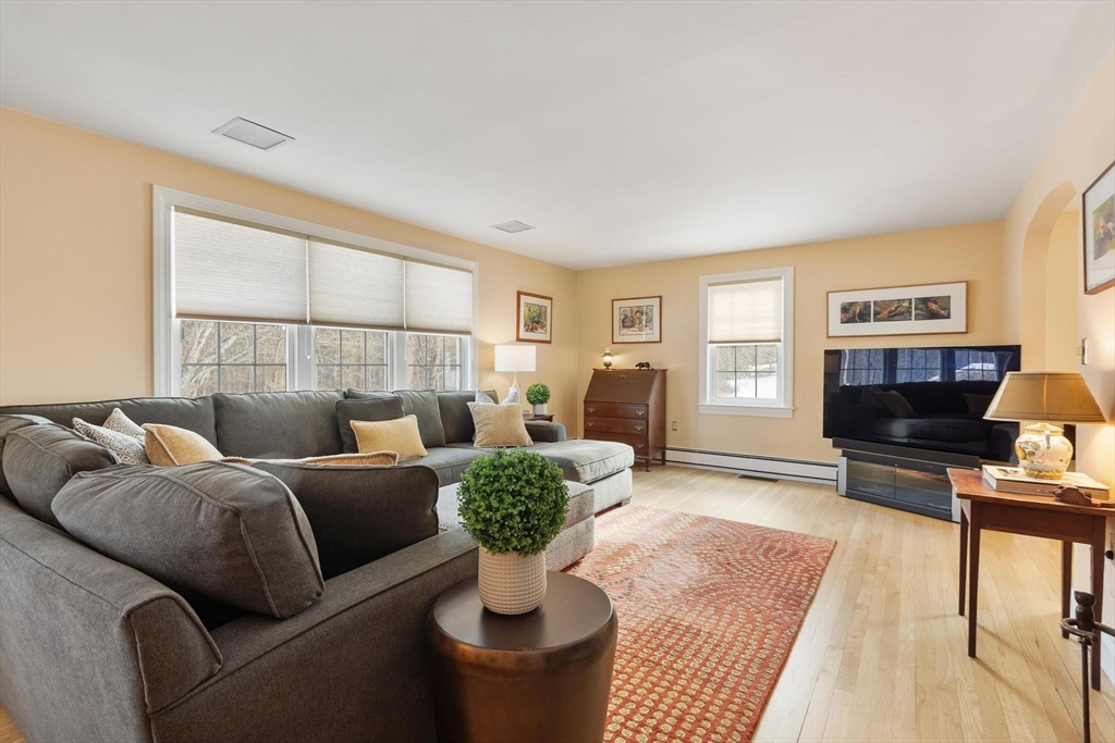 68 Center Street Ashburnham, MA 01430 - Photo 5 of 41