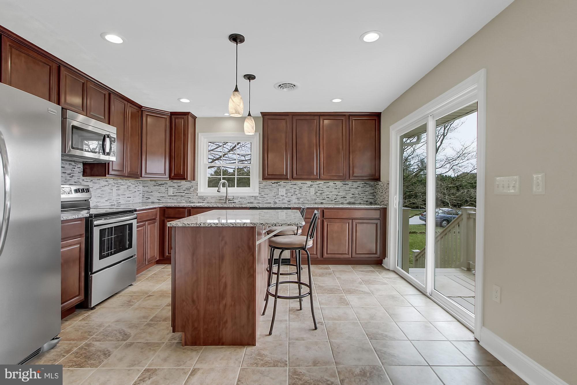 1077 Pine Grove Road Hanover, PA 17331 - Photo 5 of 28