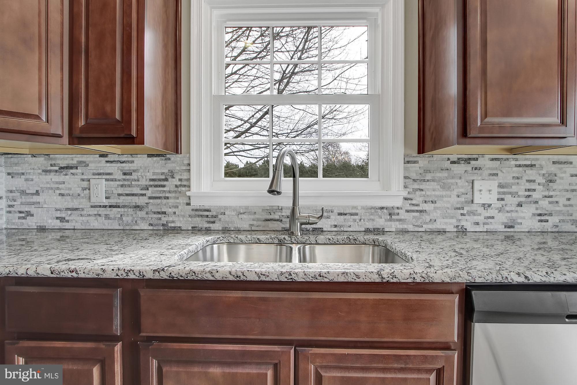 1077 Pine Grove Road Hanover, PA 17331 - Photo 7 of 28