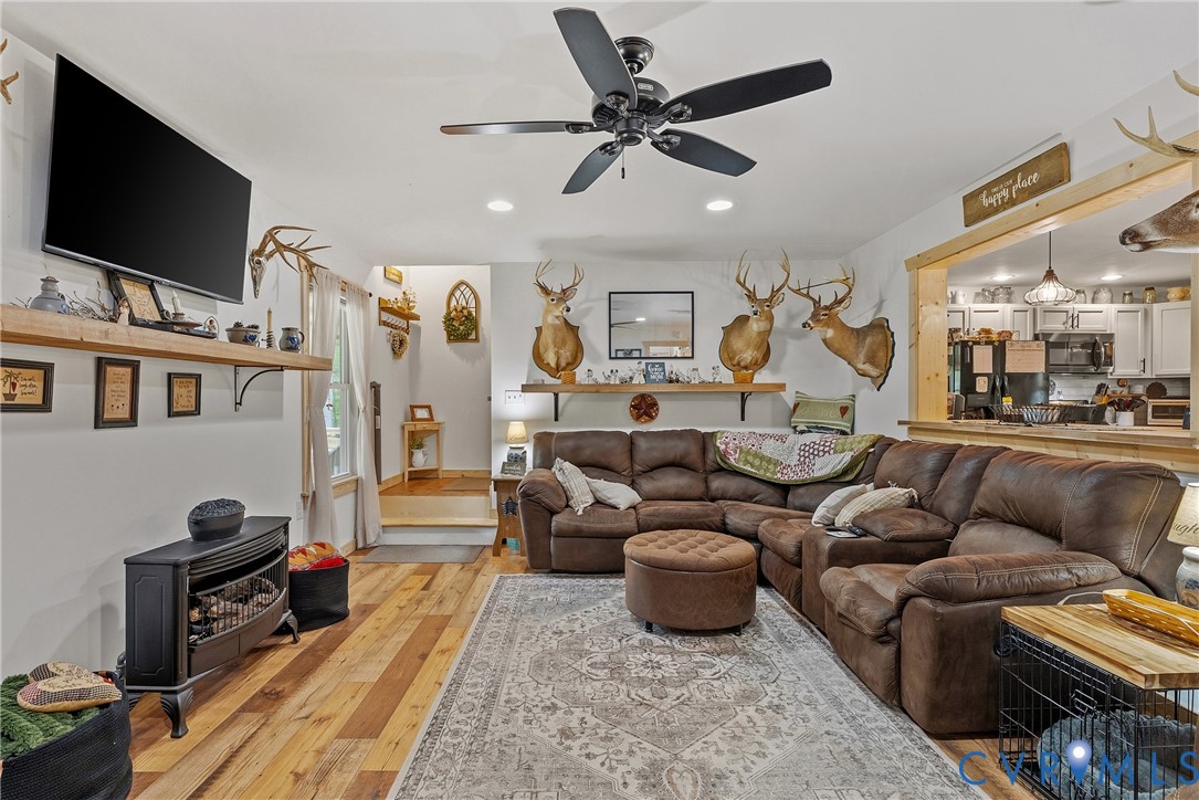 1426 Firehouse Road Howardsville, VA 24562 - Photo 6 of 62