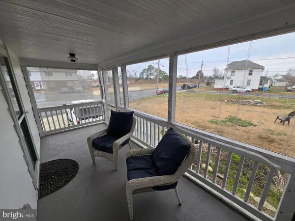$155,000 | 52 Maryland Avenue, Crisfield, MD 21817