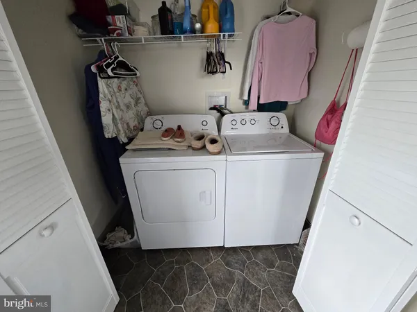 $155,000 | 52 Maryland Avenue, Crisfield, MD 21817