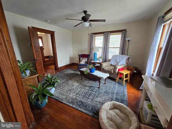 $155,000 | 52 Maryland Avenue, Crisfield, MD 21817