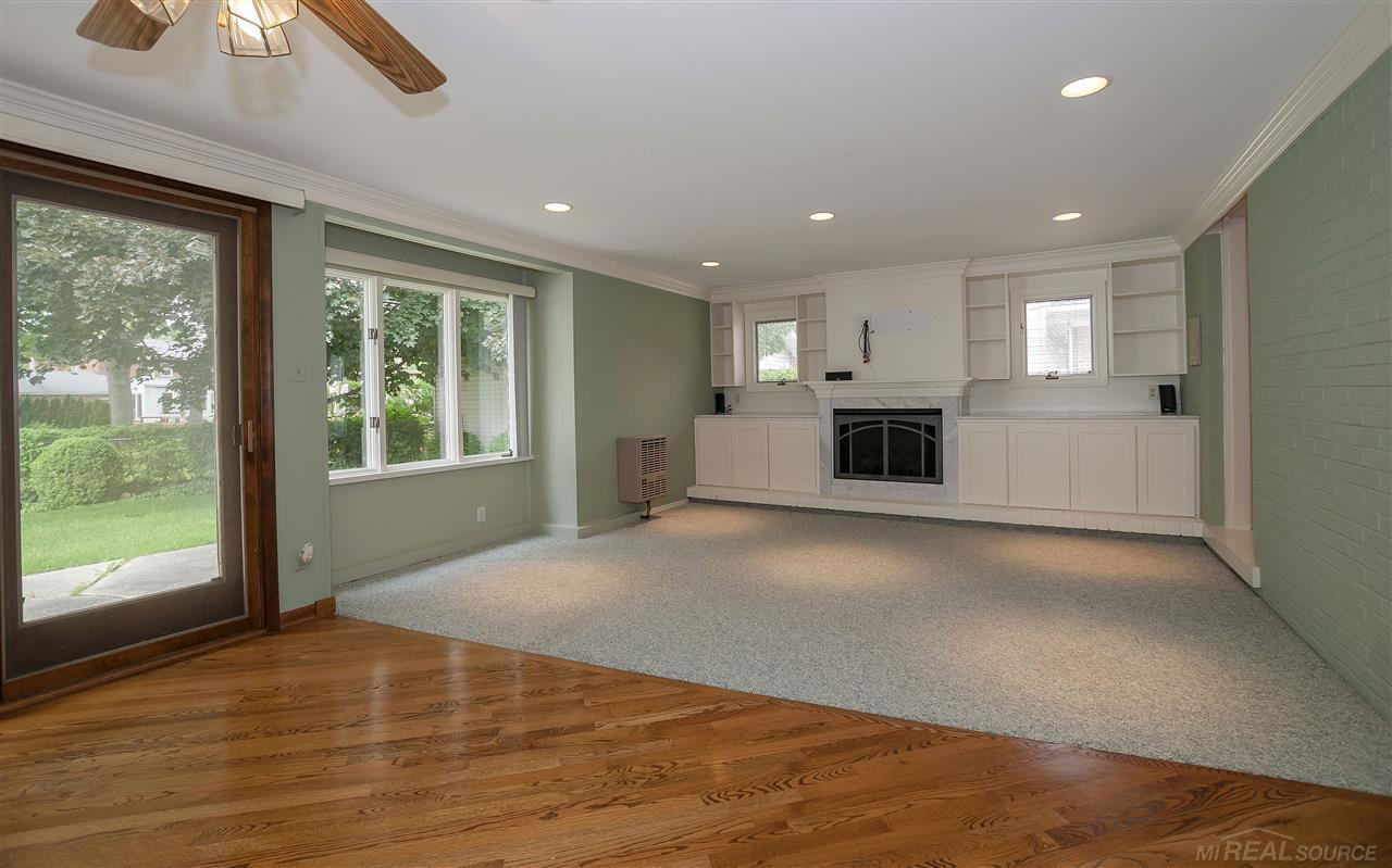 1220 Fairholme Road Grosse Pointe Woods, MI 48236 - Photo 15 of 41