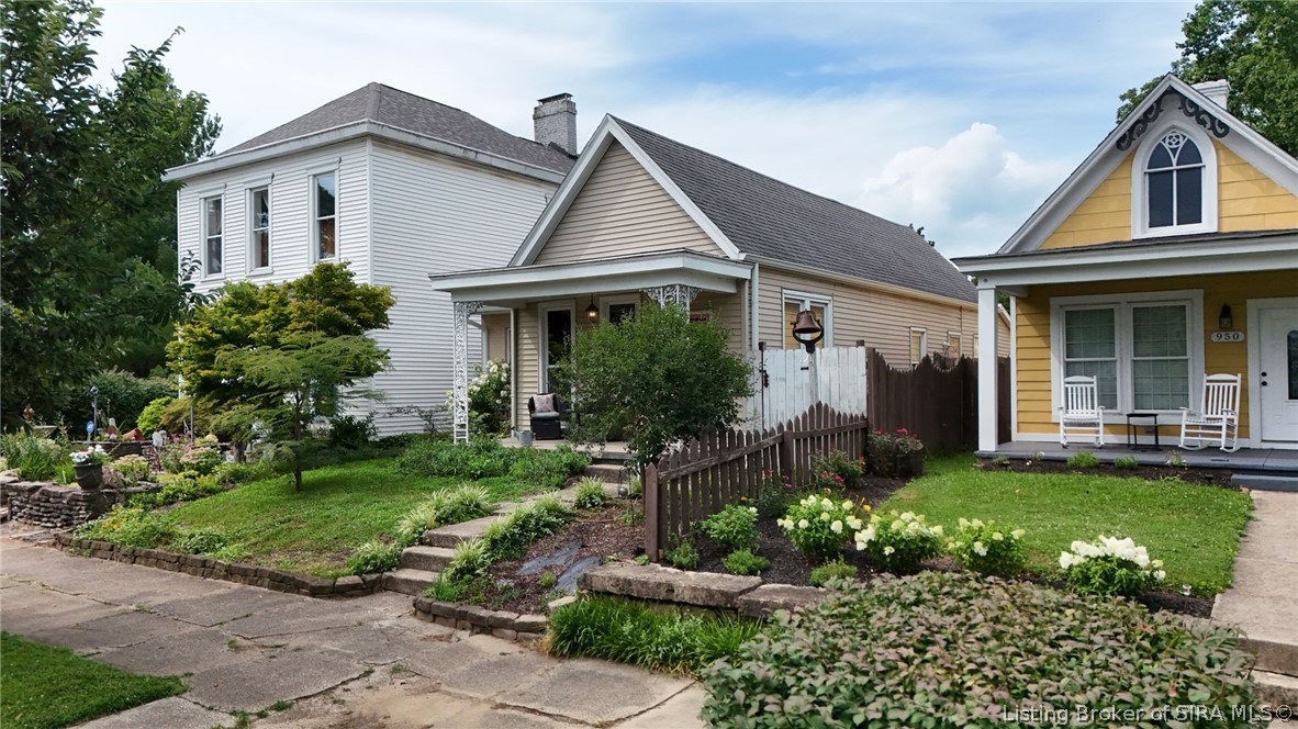 952 West Main Street Madison, IN 47250 - Photo 2 of 29