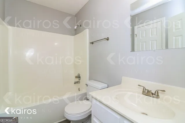 $1,895 | 300 Beaver Pointe Drive, Winterville, GA 30683