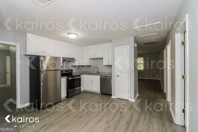 $1,895 | 300 Beaver Pointe Drive, Winterville, GA 30683