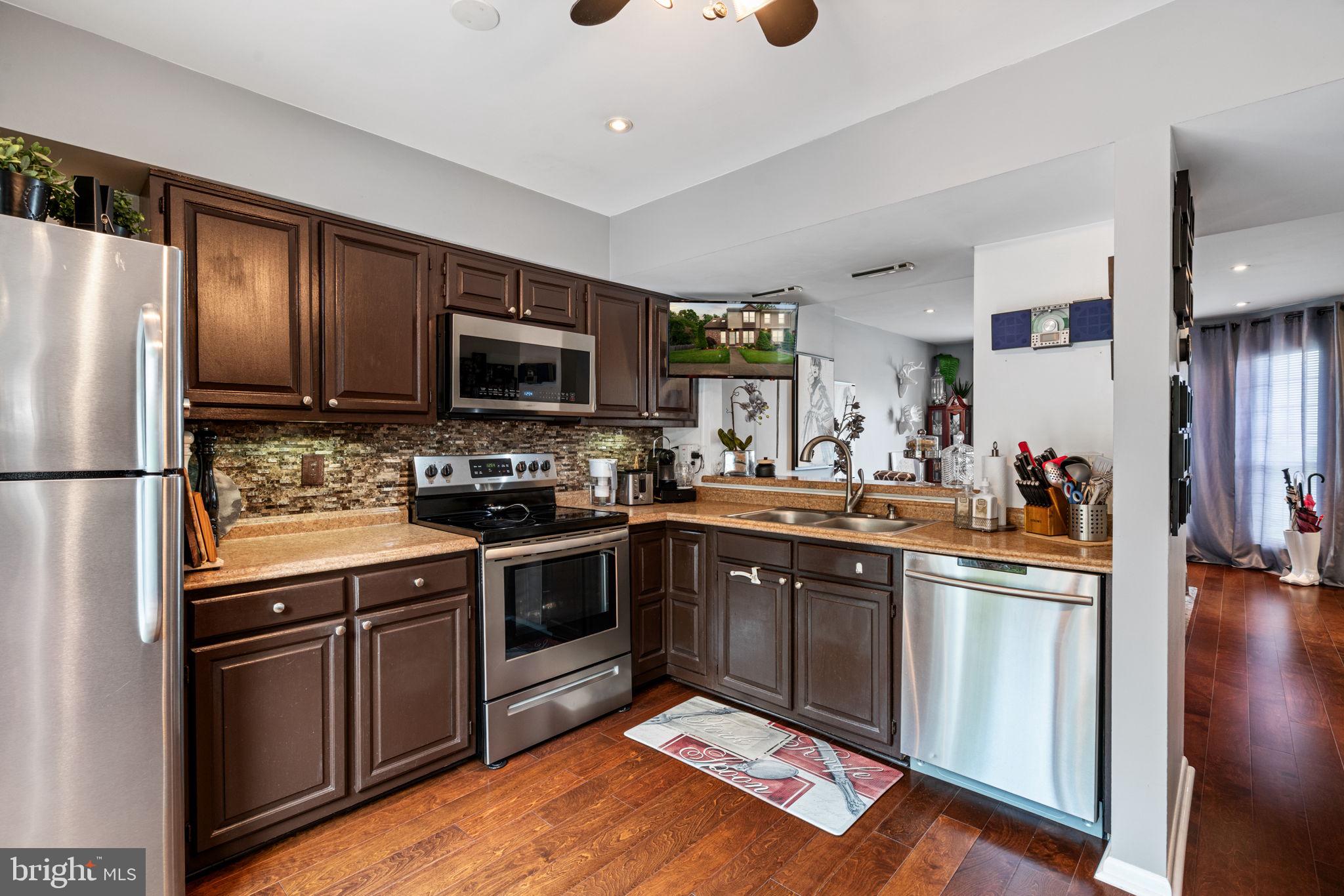3653 Crows Nest Point Triangle, VA 22172 - Photo 12 of 54 Gallery Image 12