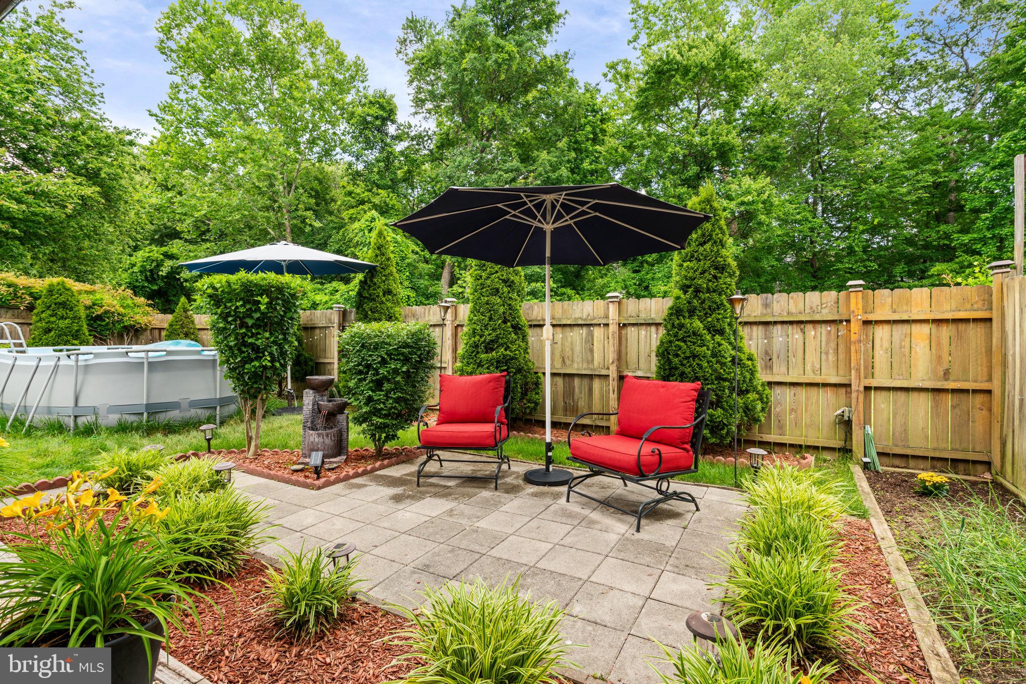 Landscaped yard with fountain