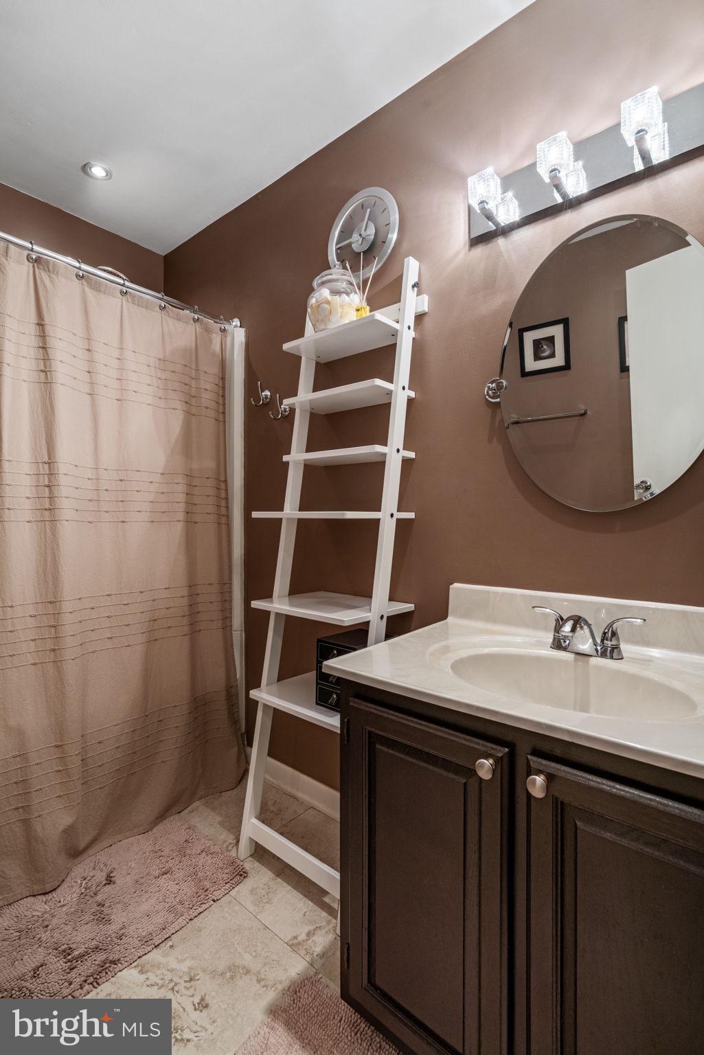 3653 Crows Nest Point Triangle, VA 22172 - Photo 33 of 54 Gallery Image 33