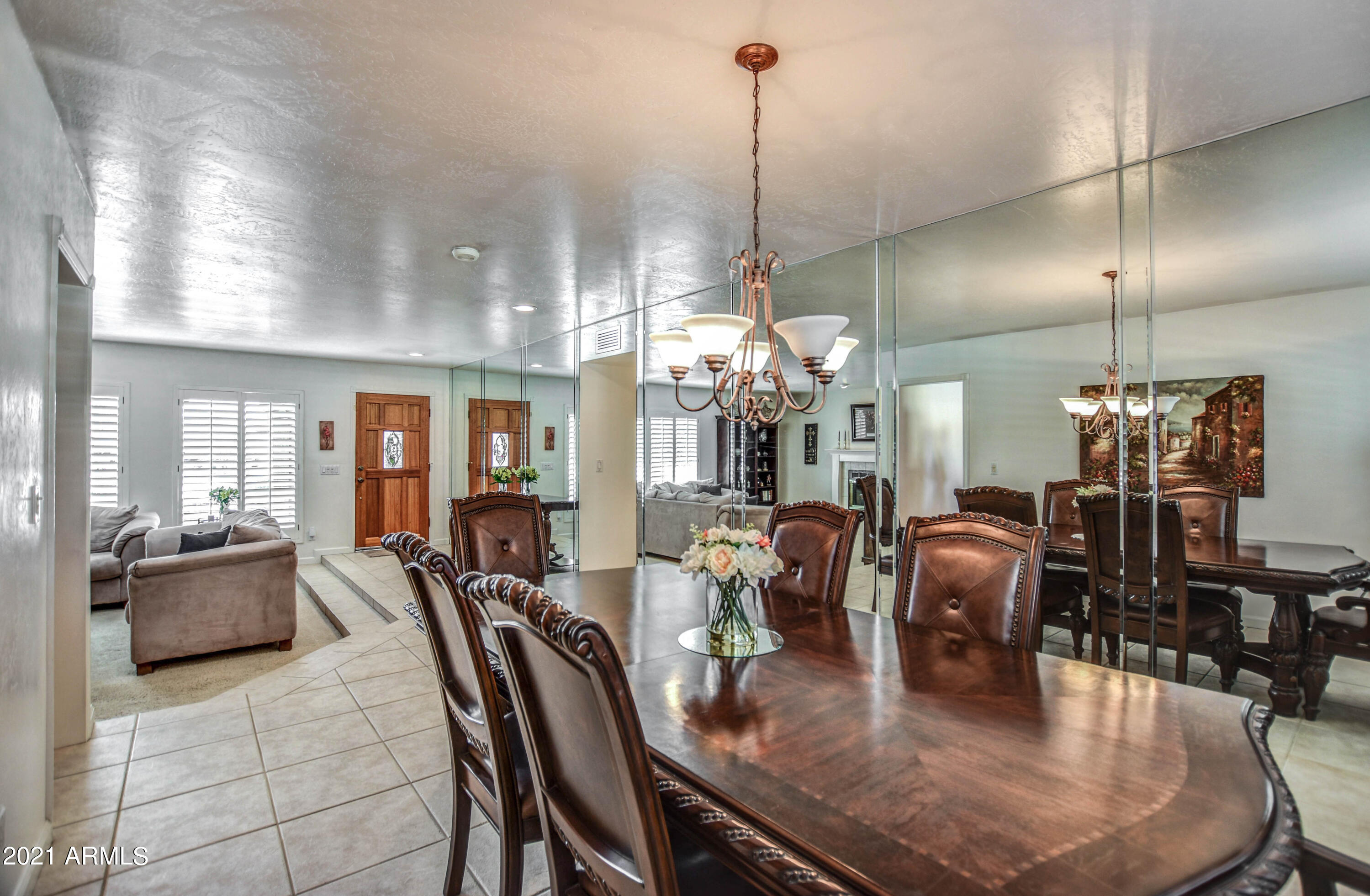 5806 East Cochise Road Paradise Valley, AZ 85253 - Photo 3 of 21 Dining Area 2