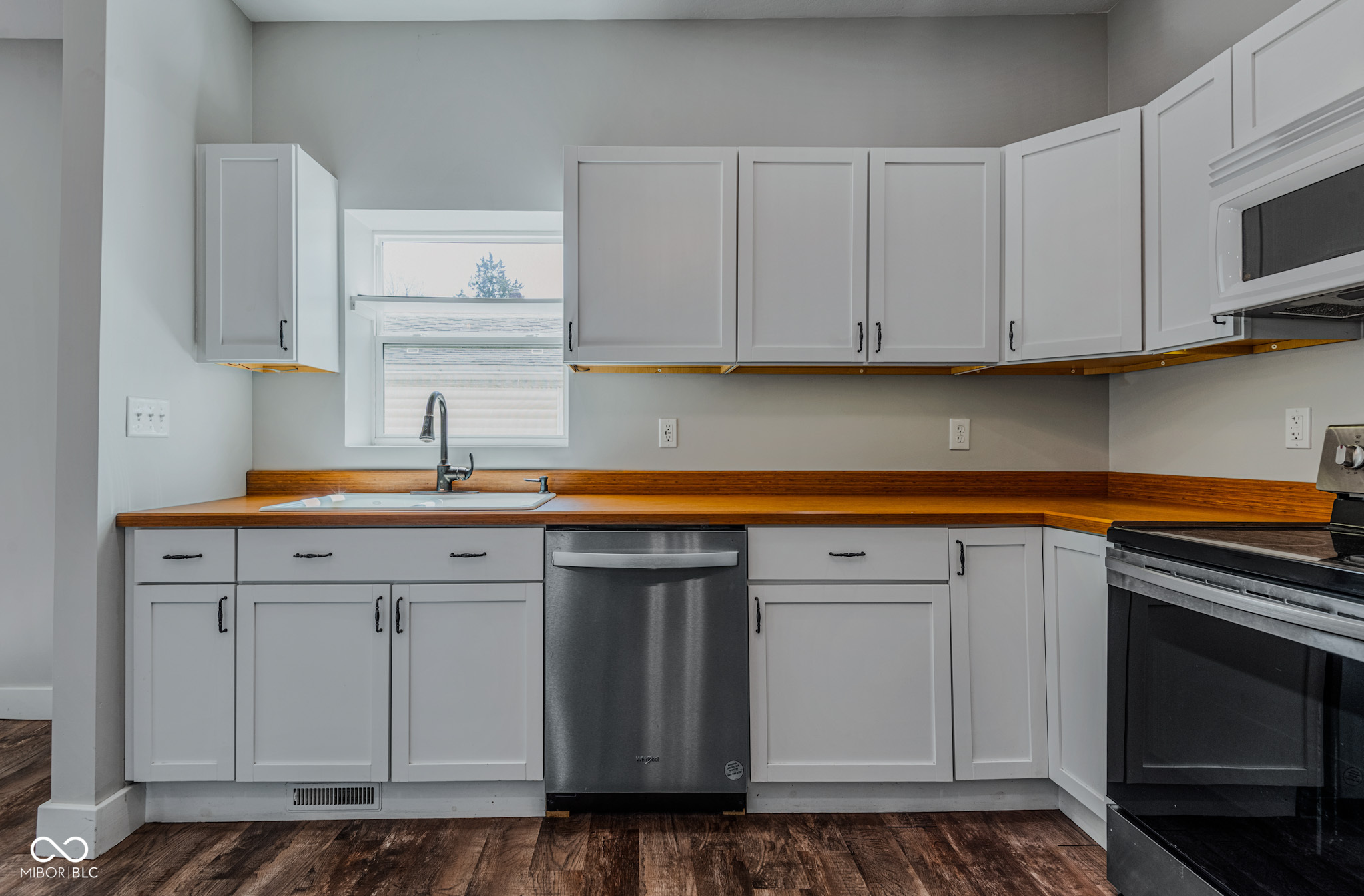 1726 California Street Columbus, IN 47201 - Photo 13 of 37