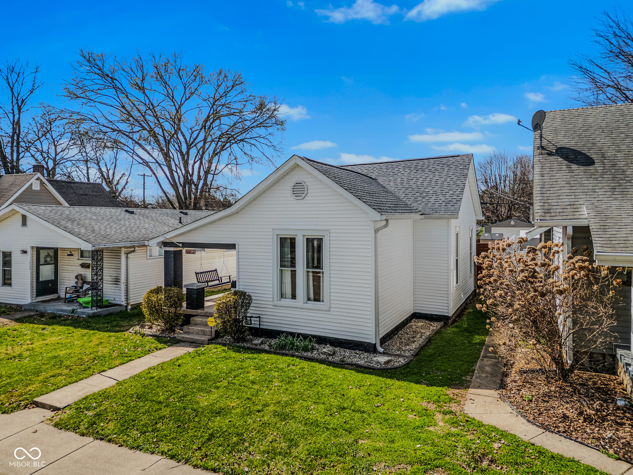 1726 California Street Columbus, IN 47201 - Photo 2 of 37