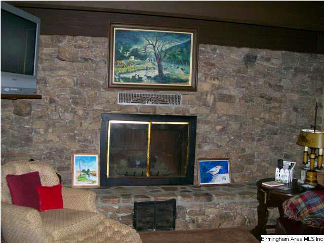 2626 Coleman Road Anniston, AL 36207 - Photo 4 of 24
