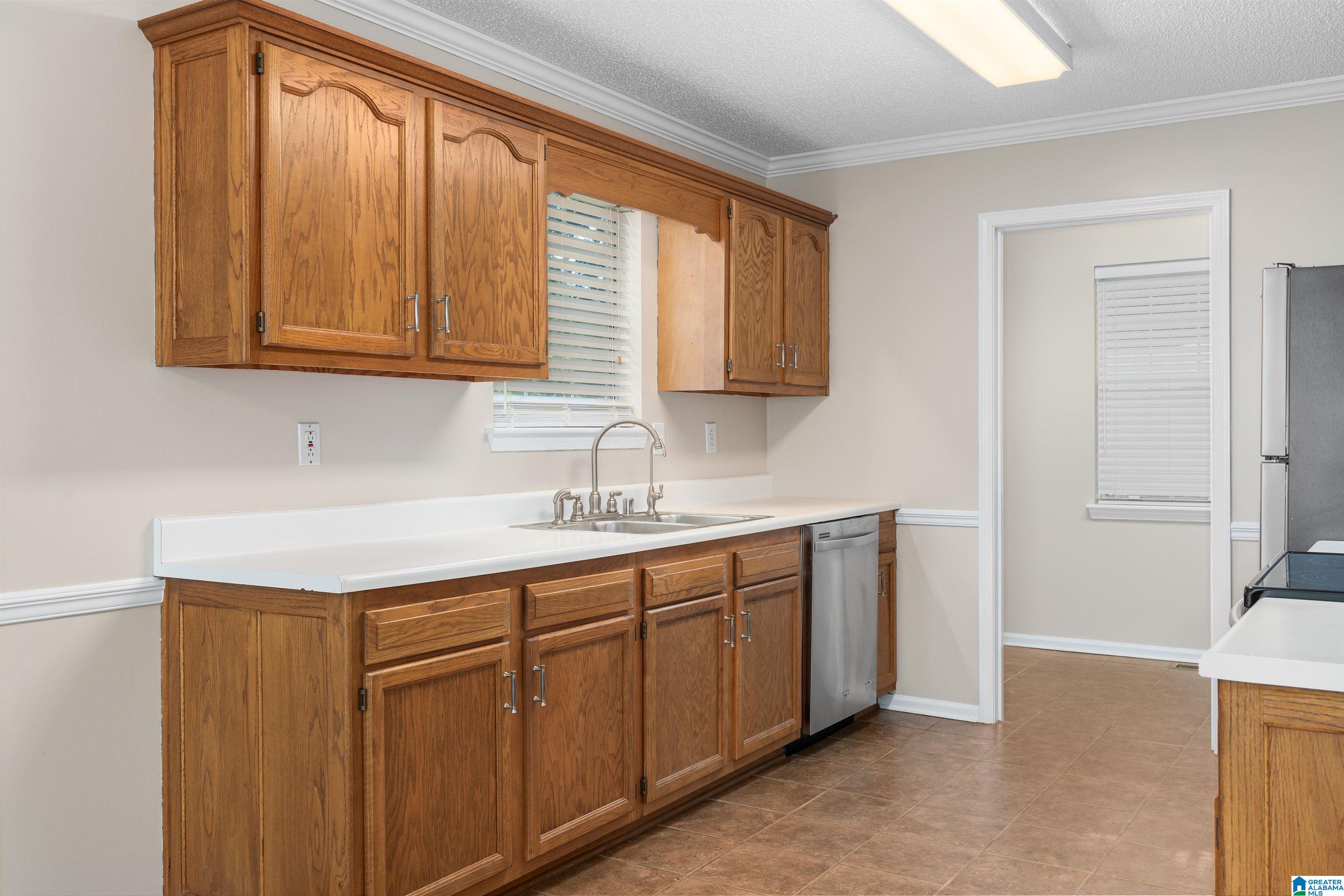 6653 McDuffie Road Pinson, AL 35126 - Photo 13 of 34