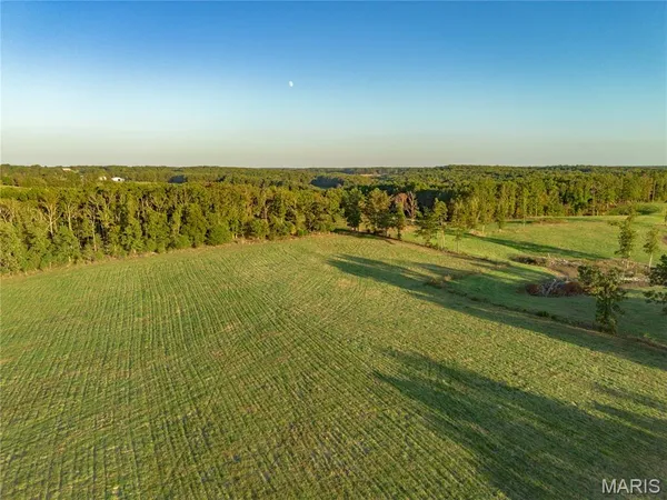 $559,500 | 18348 Dixon Road, Licking, MO 65542