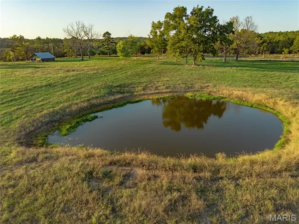$559,500 | 18348 Dixon Road, Licking, MO 65542