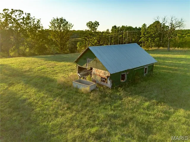 $573,050 | 18348 Dixon Road, Licking, MO 65542