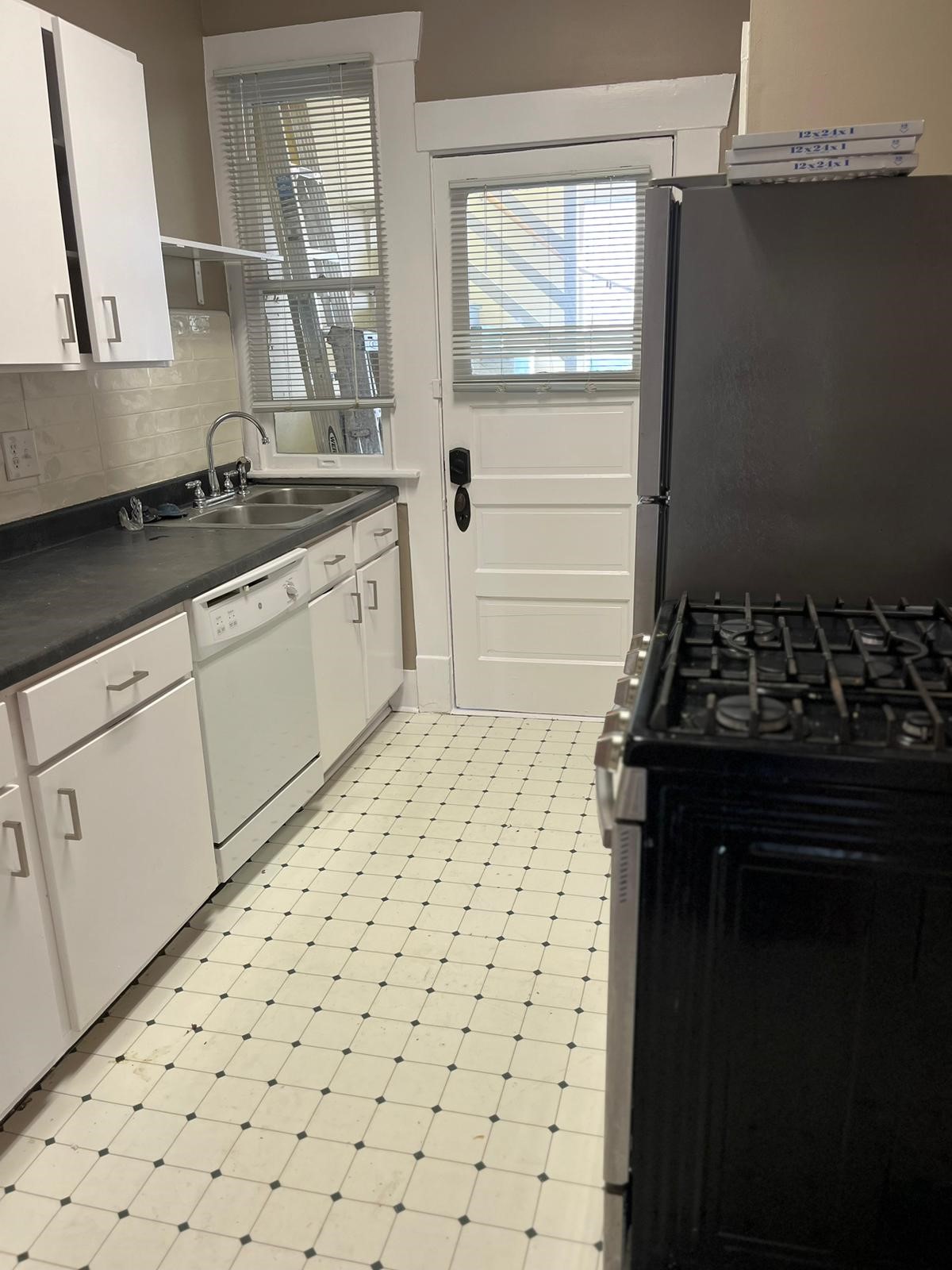 2905 Albany Street, Unit 2 Houston, TX 77006 - Photo 9 of 11