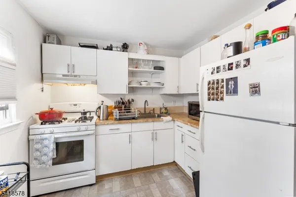 $799,000 | 449 East Westfield Avenue, Roselle Park, NJ 07204