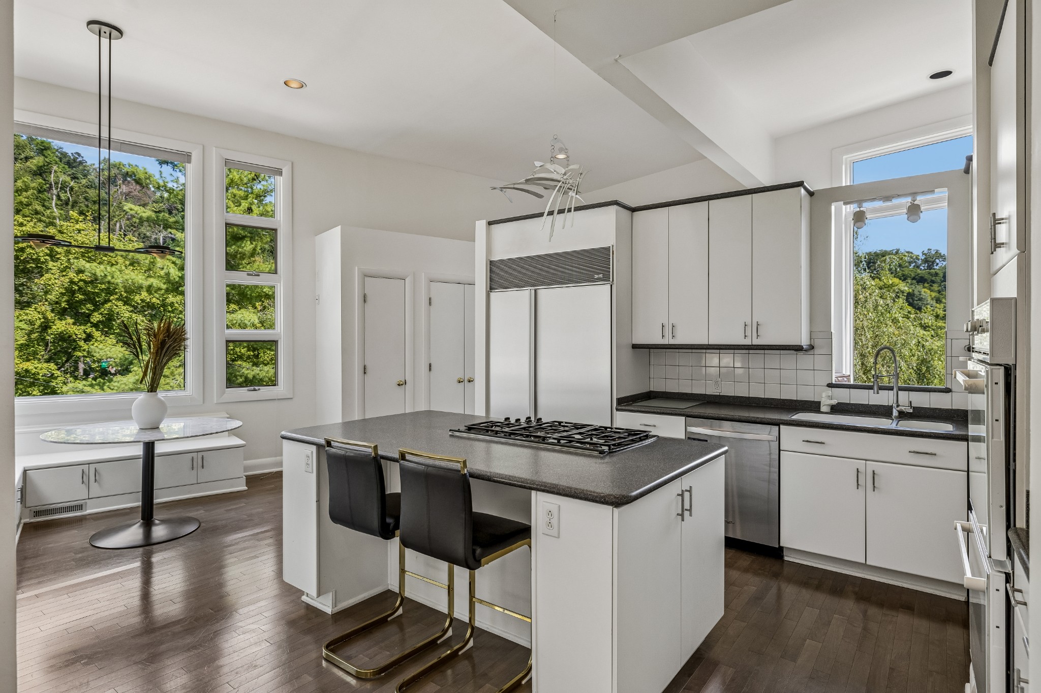 6633 Ellesmere Road Nashville, TN 37205 - Photo 16 of 79 Gallery Image 16