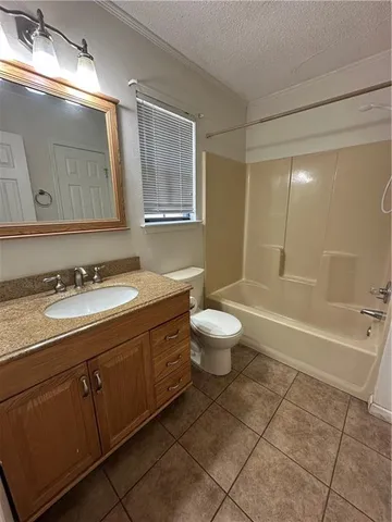 $140,000 | 1500 West Esplanade Avenue, Unit 32C, Kenner, LA 70065