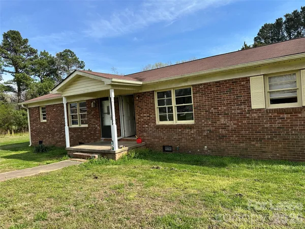 $1,200 | 107b Sador Street, Cherryville, NC 28021