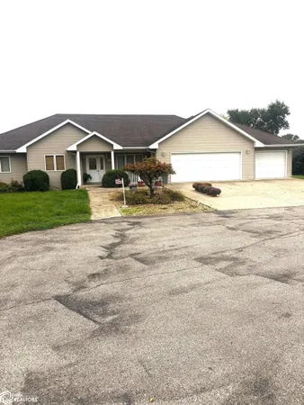 $650,000 | 2014 Irvington Road, Algona, IA 50511