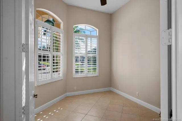 $5,500 | 511 Southwest Squire Johns Lane, Palm City, FL 34990