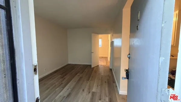 $1,995 | 1451 Redondo Avenue, Unit 1, Long Beach, CA 90804