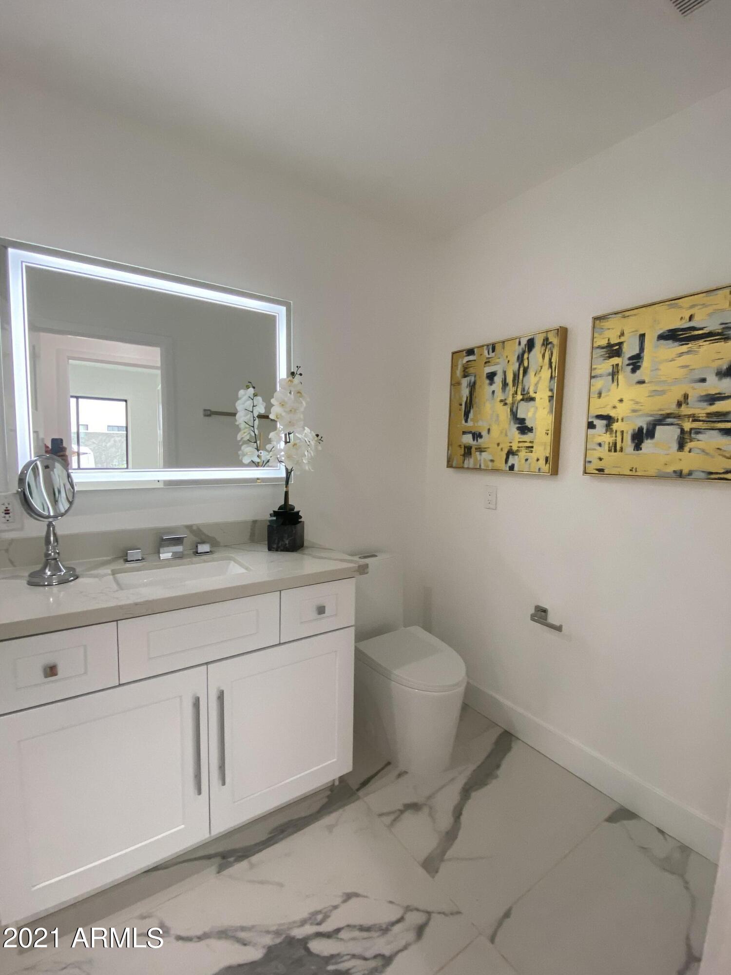 2442 East Osborn Road Phoenix, AZ 85016 - Photo 30 of 39 IMG-6527