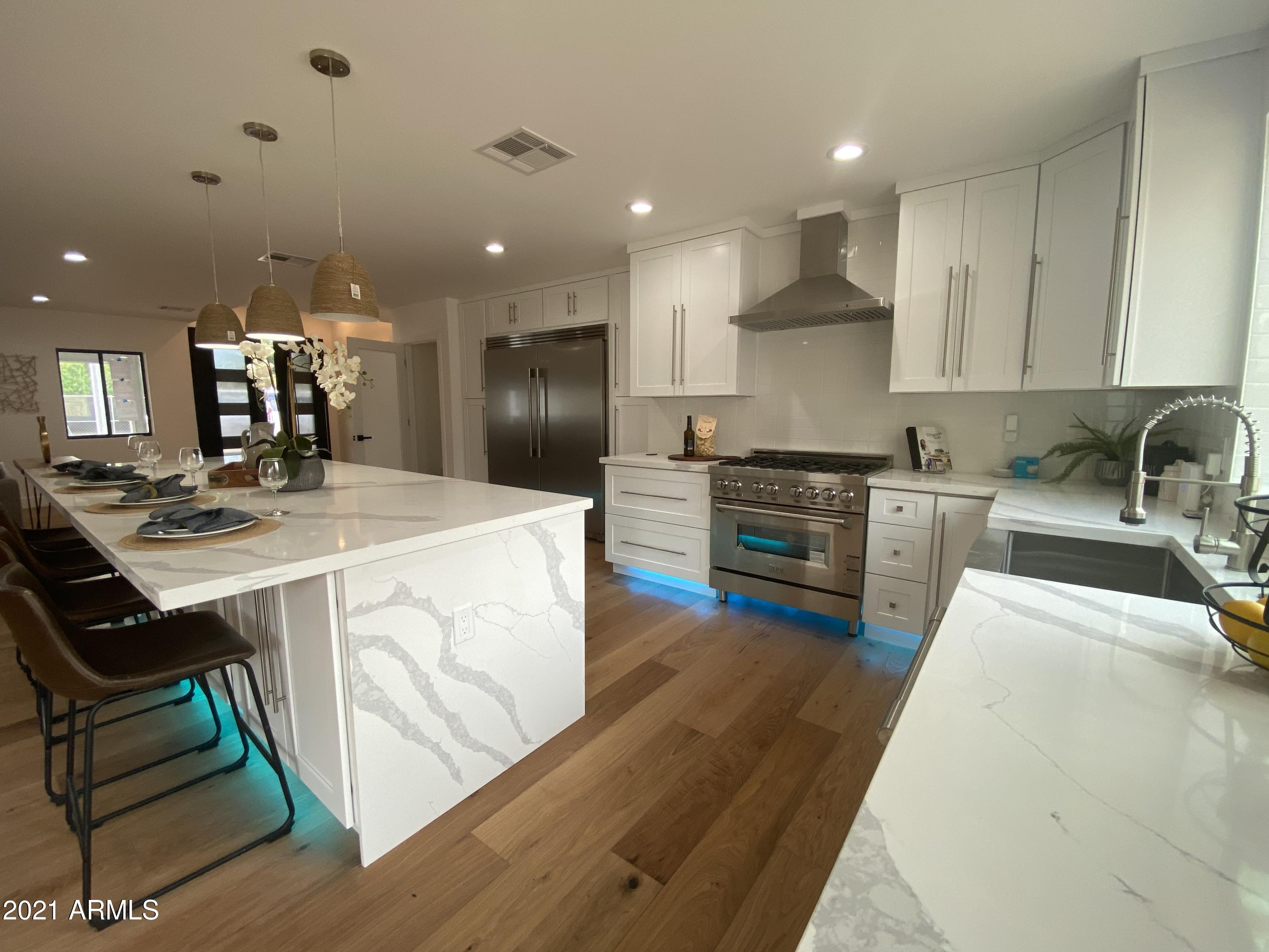 2442 East Osborn Road Phoenix, AZ 85016 - Photo 7 of 39 IMG-6513