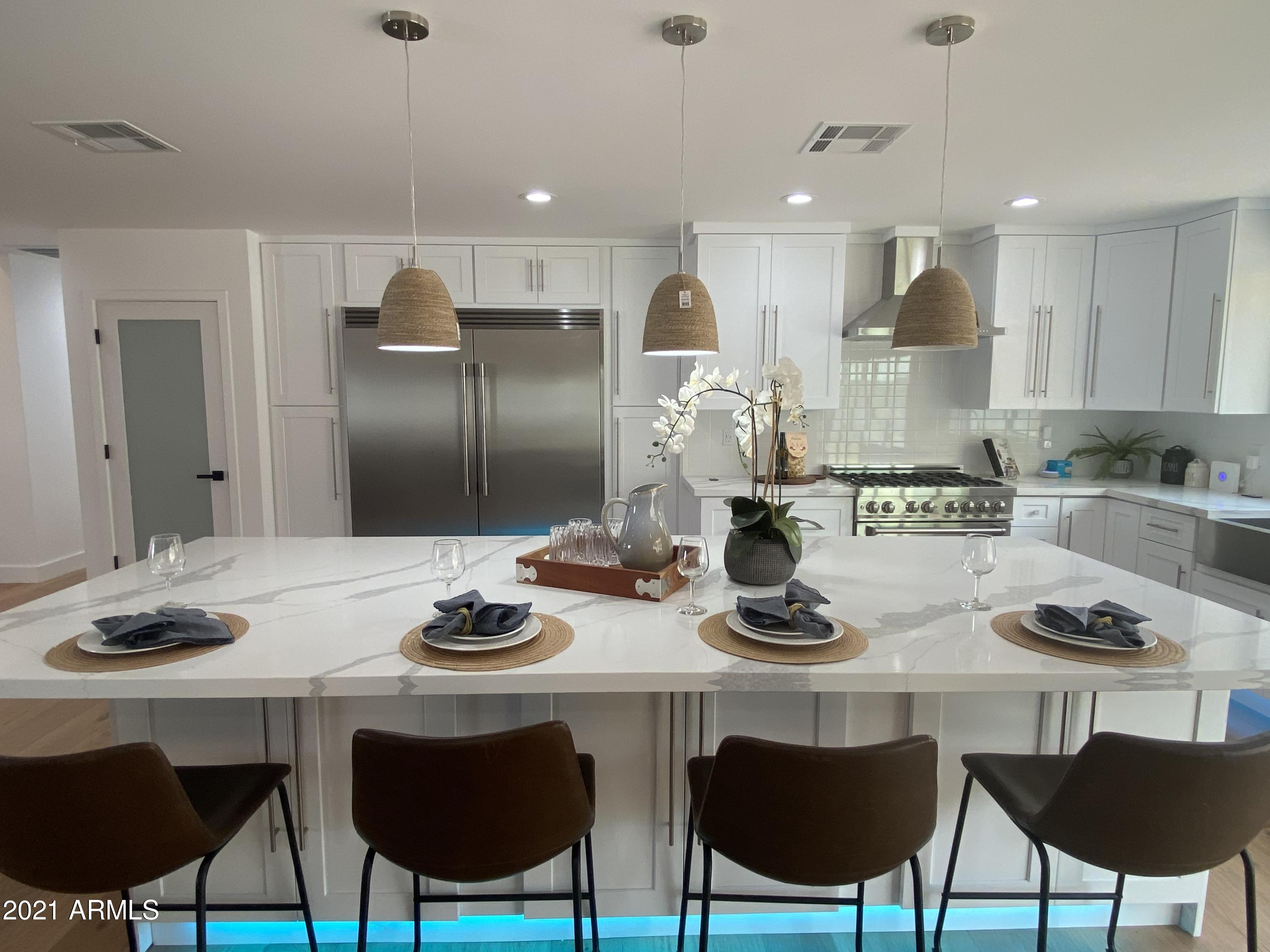 2442 East Osborn Road Phoenix, AZ 85016 - Photo 8 of 39 IMG-6540