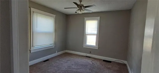 $1,550 | 3221 Mitchell Avenue, St. Joseph, MO 64507