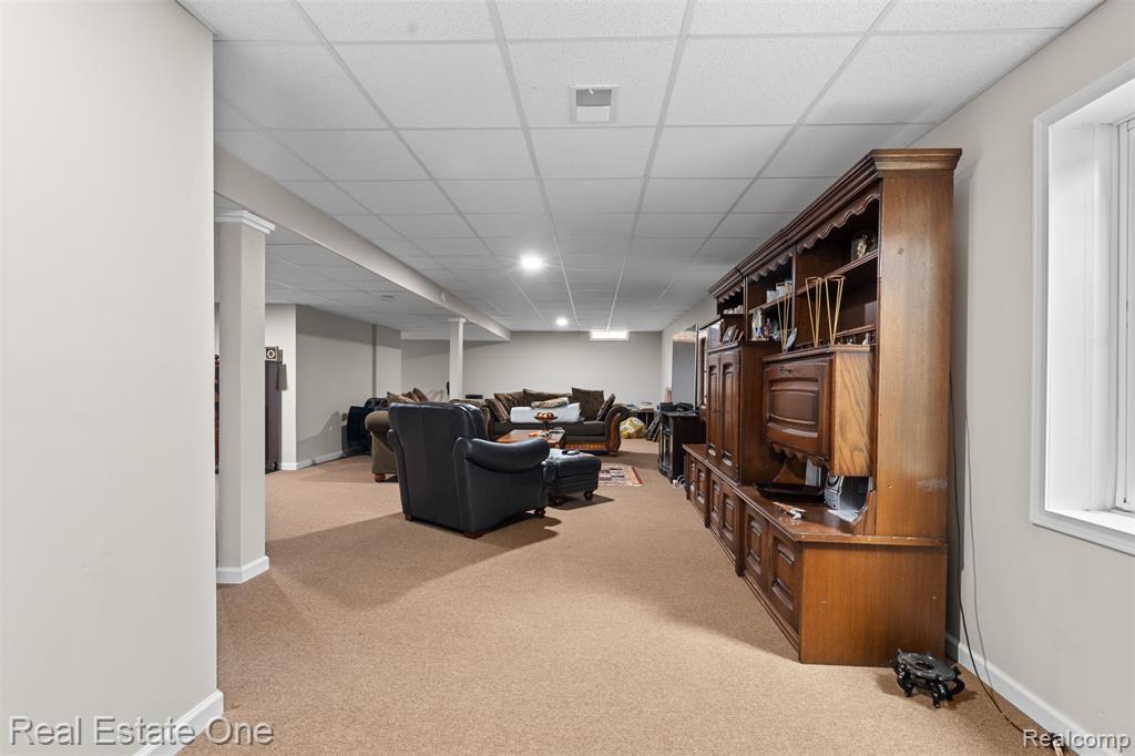 30253 Bradmore Road Warren, MI 48092 - Photo 32 of 33 Gallery Image 32