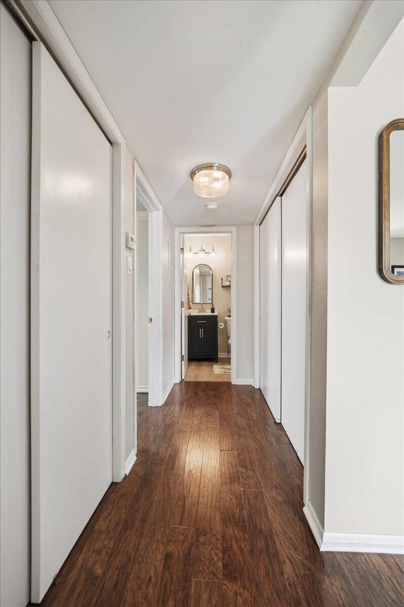 1079 Millpond Road, Unit B Valparaiso, IN 46385 - Photo 15 of 22 799x1200