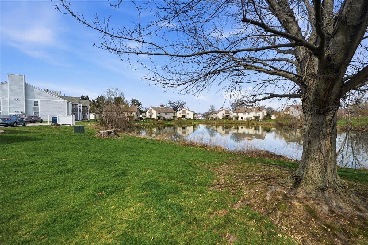 1079 Millpond Road, Unit B Valparaiso, IN 46385 - Photo 20 of 22 1200x800