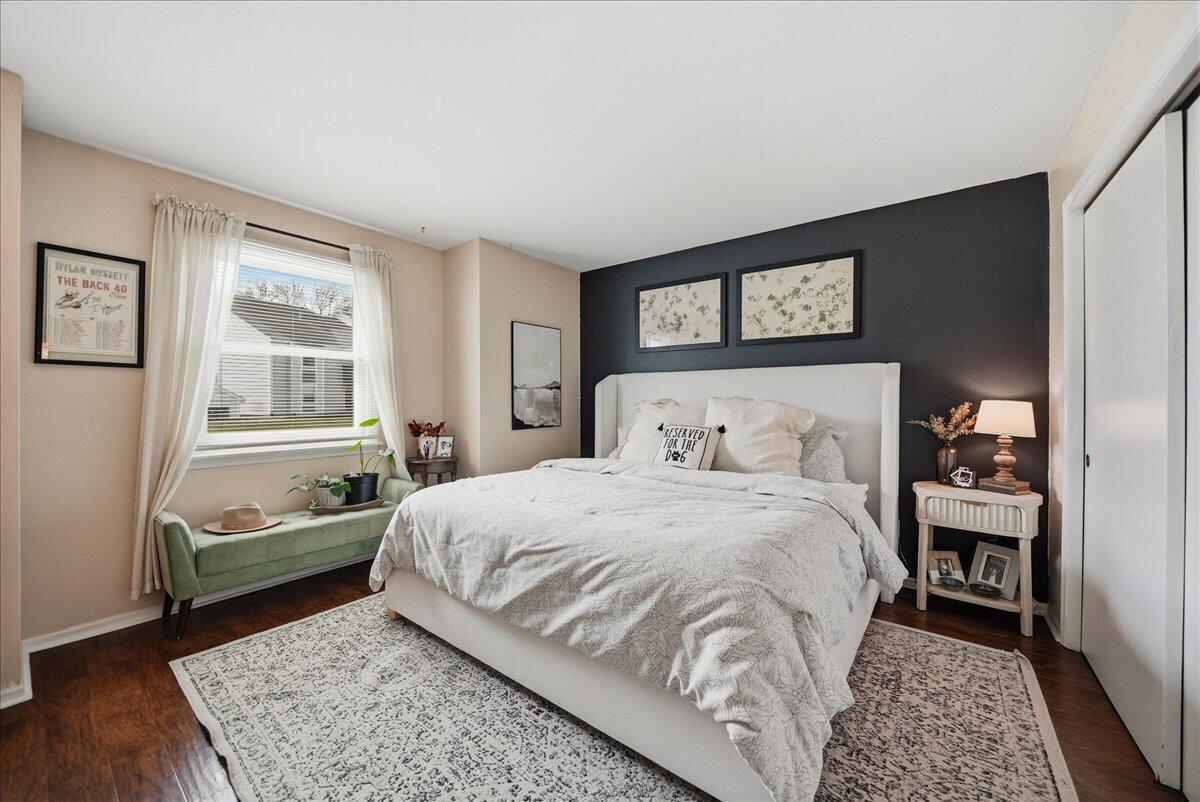 1079 Millpond Road, Unit B Valparaiso, IN 46385 - Photo 10 of 22 1200x802