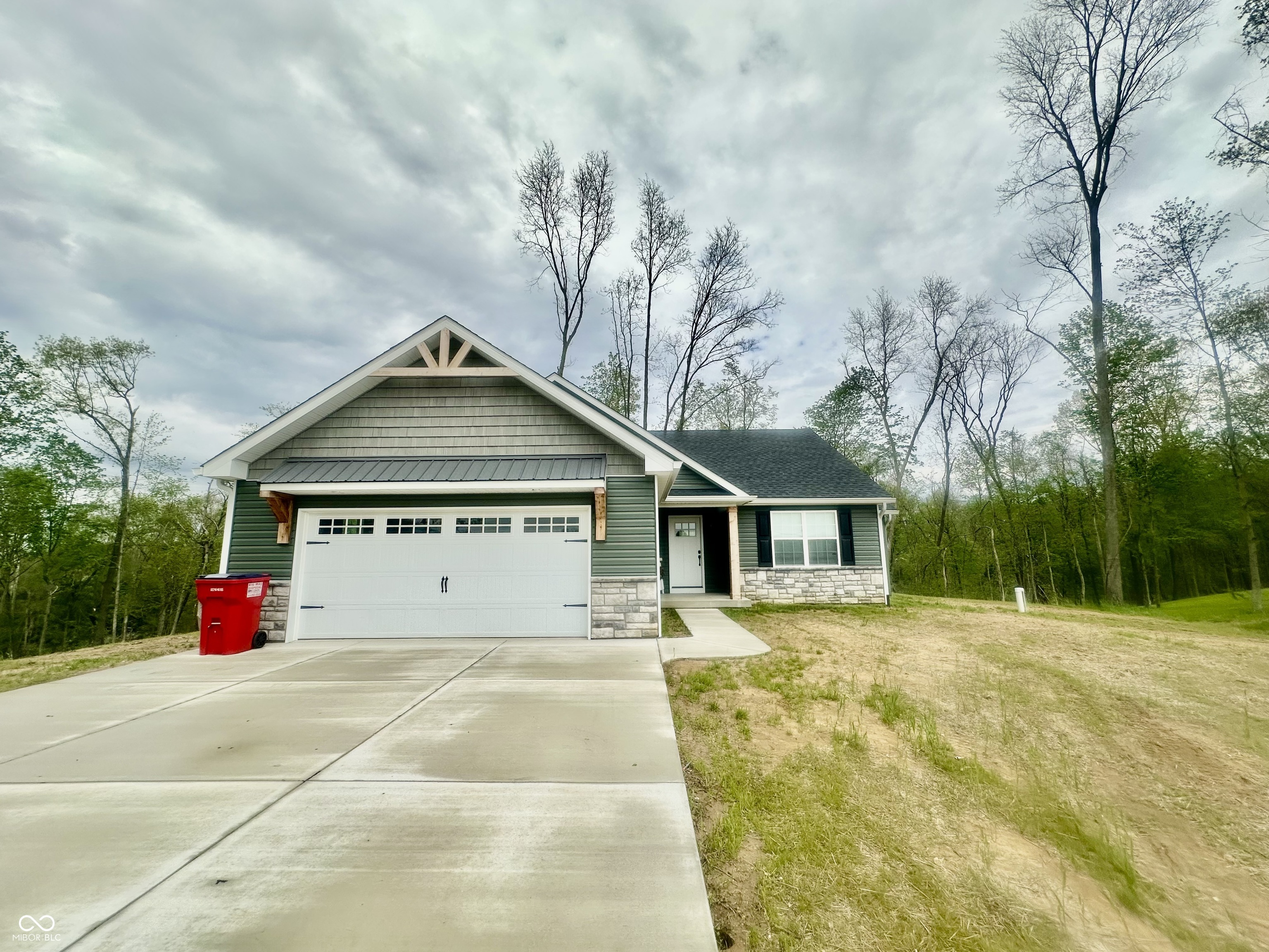 114 Red Oak Lane Covington, IN 47932 - Photo 2 of 31