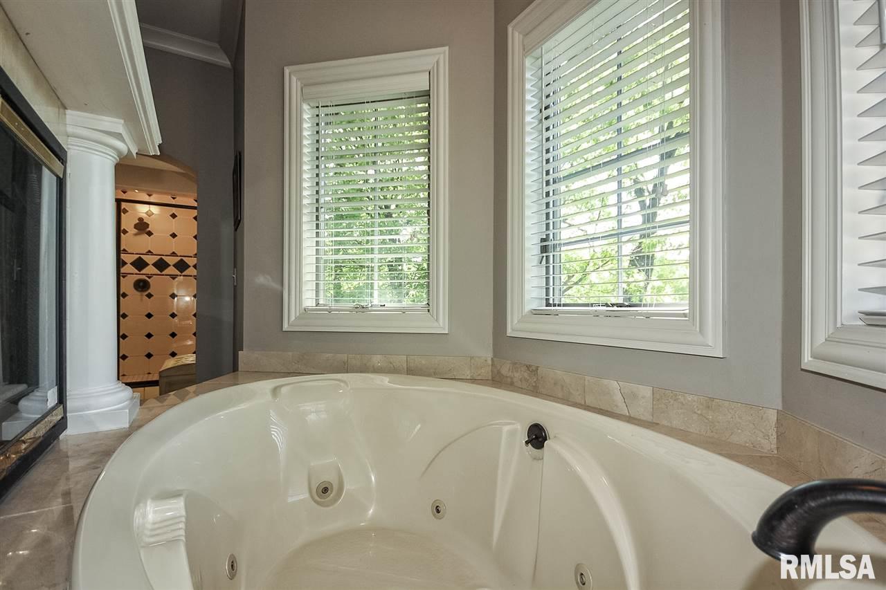 12909 Georgetowne Road Dunlap, IL 61525 - Photo 17 of 36 Gallery Image 17