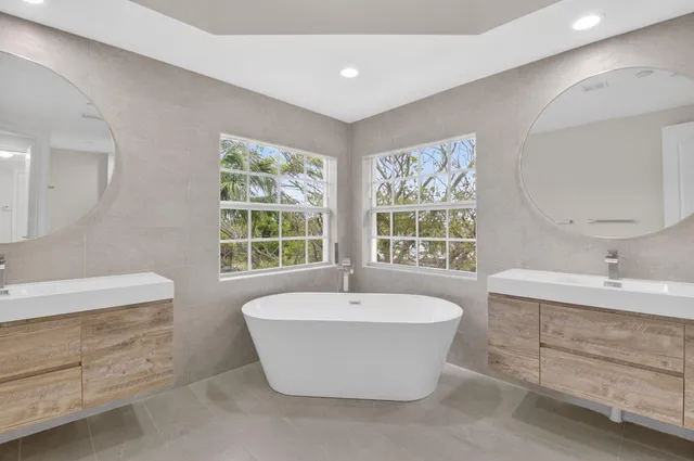 $6,400 | 667 Northeast Trieste Lane, Boca Raton, FL 33487