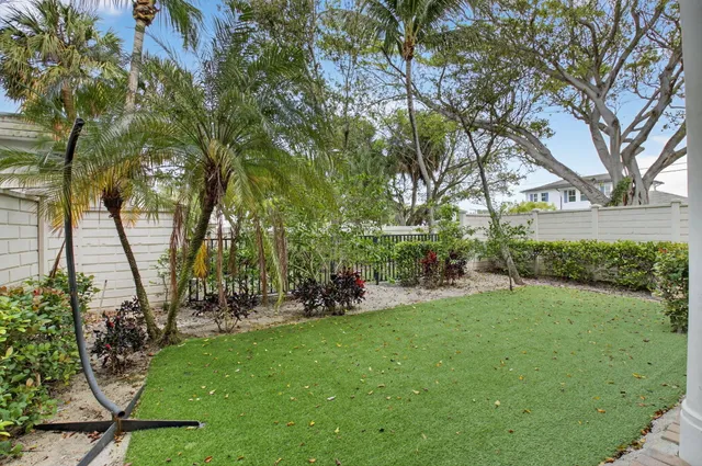 $6,400 | 667 Northeast Trieste Lane, Boca Raton, FL 33487