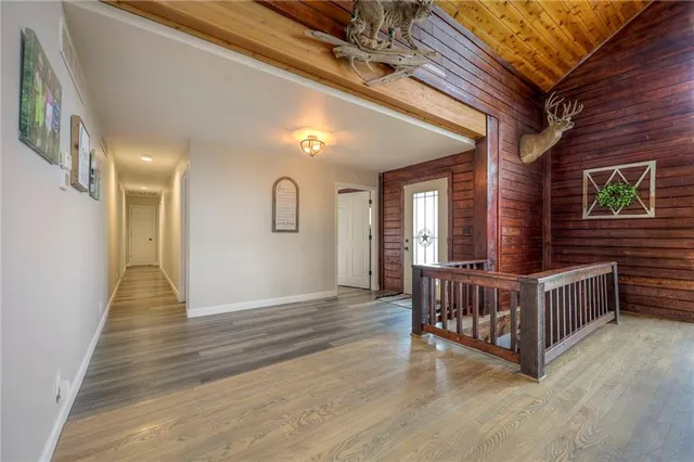 $780,000 | 43 901st Road, Clinton, MO 64735