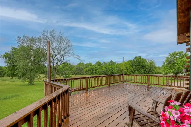 $780,000 | 43 901st Road, Clinton, MO 64735