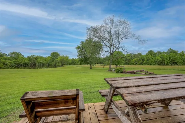 $780,000 | 43 901st Road, Clinton, MO 64735