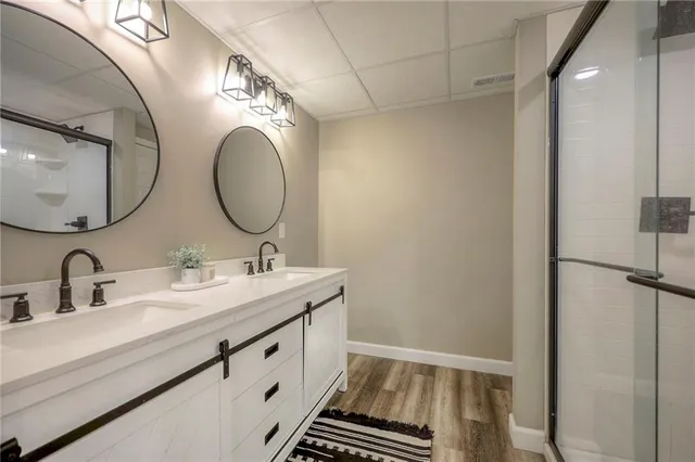 $780,000 | 43 901st Road, Clinton, MO 64735