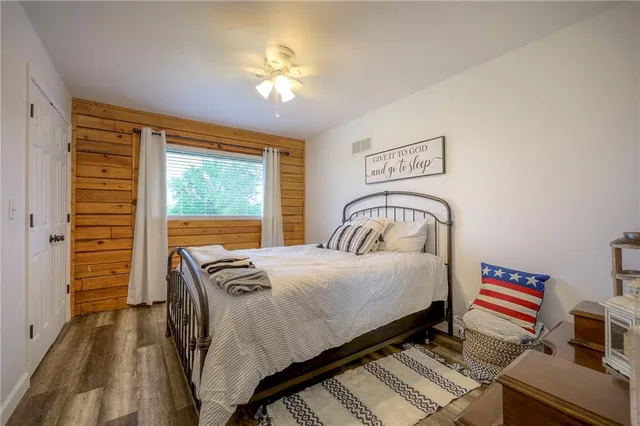 $780,000 | 43 901st Road, Clinton, MO 64735