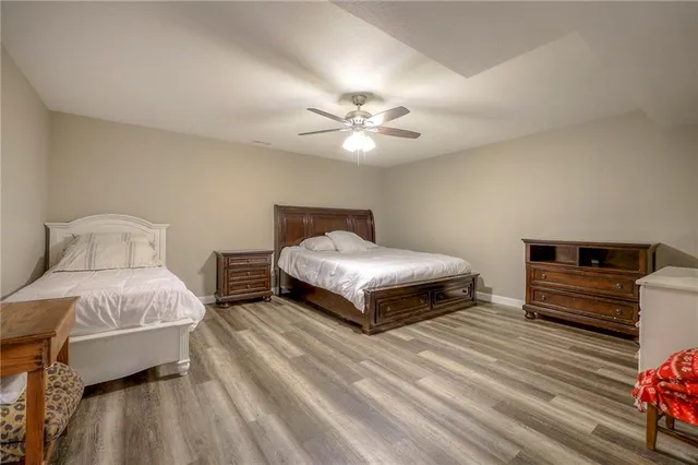 $780,000 | 43 901st Road, Clinton, MO 64735